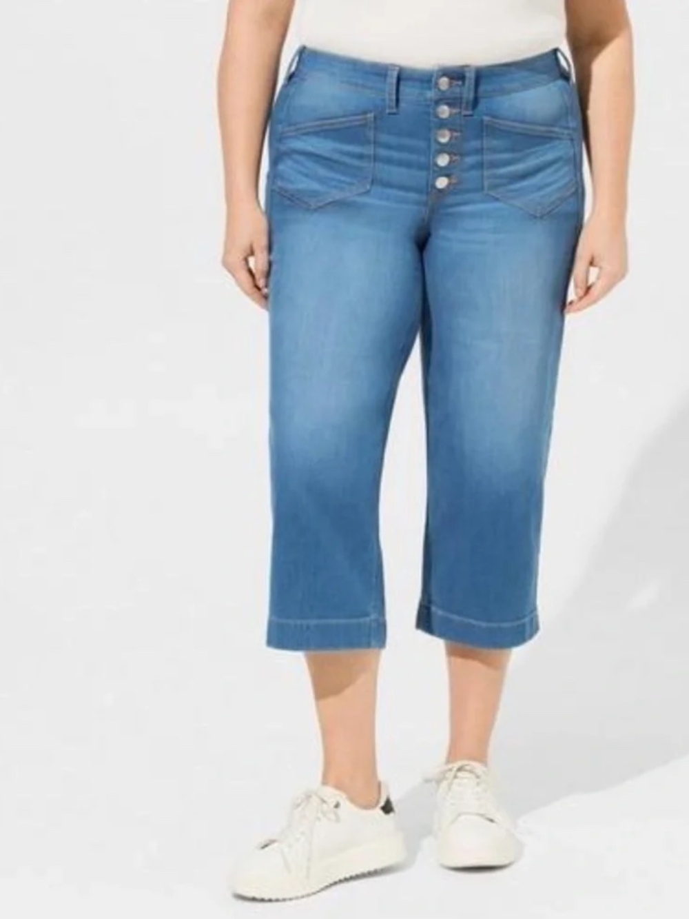 Torrid Wide Leg Crop Button Fly Jean Size 16